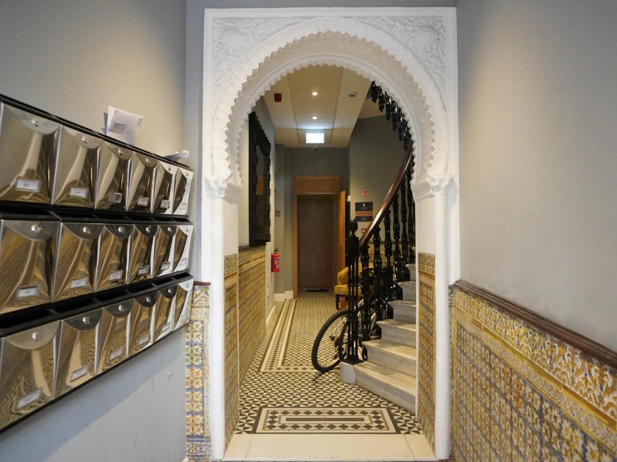 Stunning City Centre Penthouse With Private Balcony - Grand Central House Gibraltar Eksteriør billede
